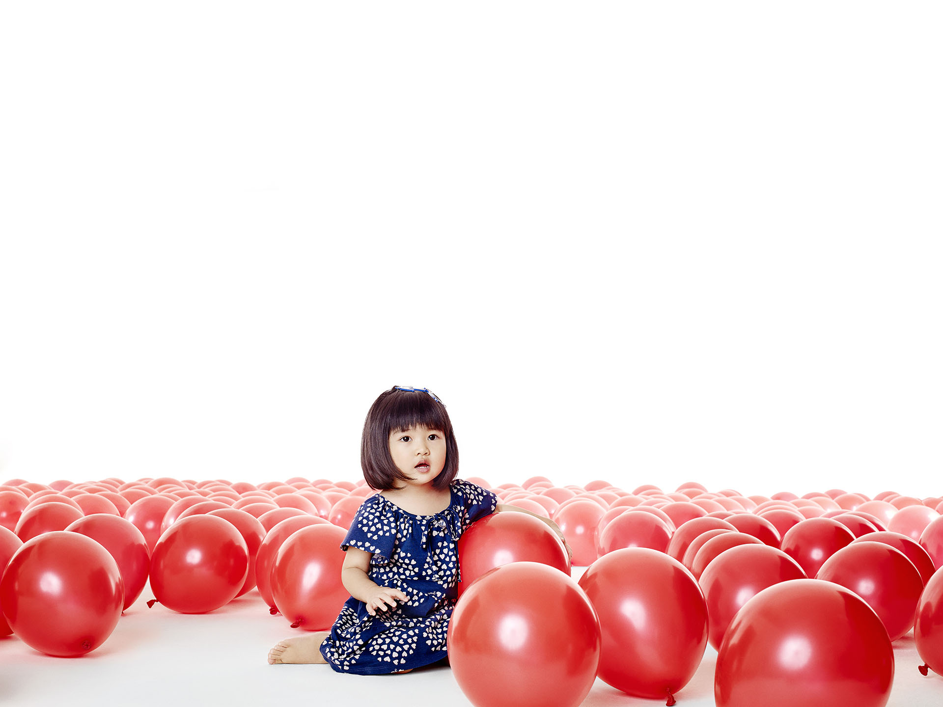Photo by Feco Hamburger / AD Agency Carme / Green by Misako SS 2016