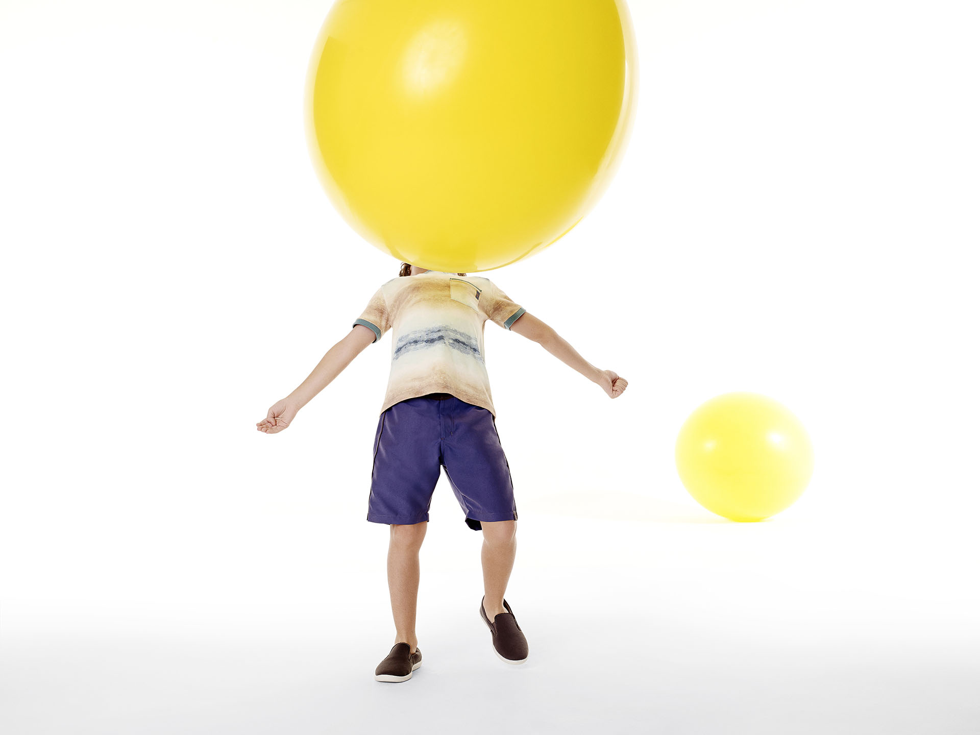 Photo by Feco Hamburger / AD Agency Carme / Green by Misako SS 2016
