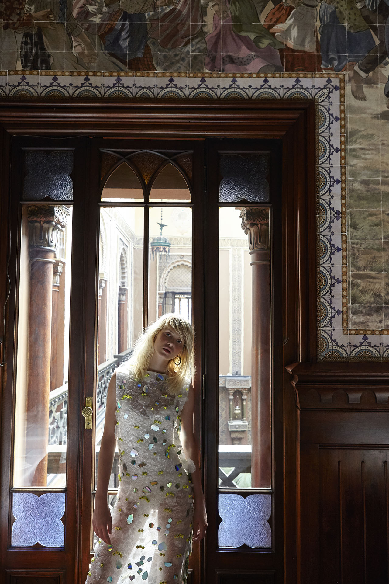 Photo by Ricardo Abrahão / VOGUE Thailand