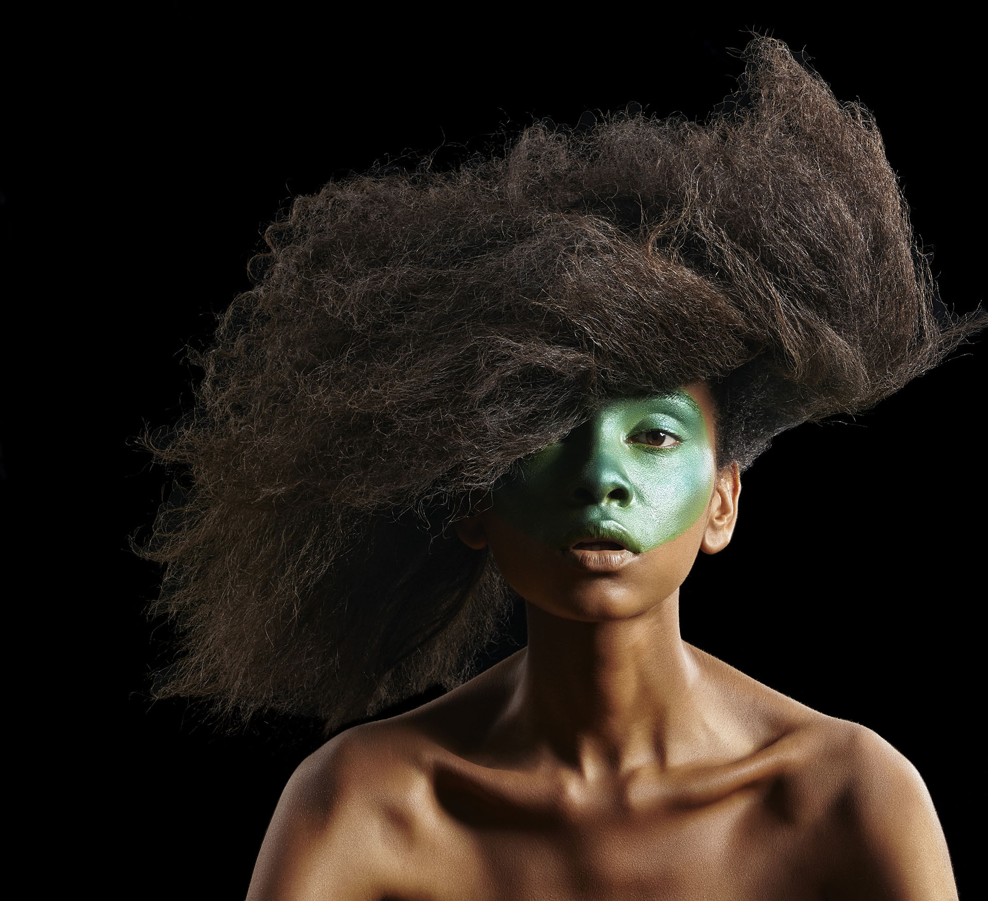 Photo by Danilo Apoena/ Marcos Costa / Vogue Brasil