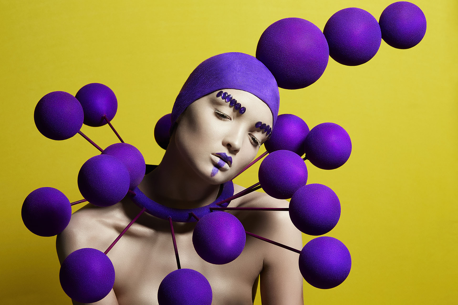 Photo by Eduardo Delfim / Marcos Costa / Vogue Brasil