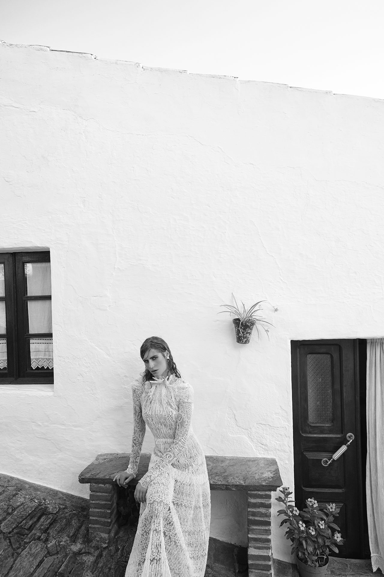Photo by Ricardo Abrahão / Elle / Vietnam