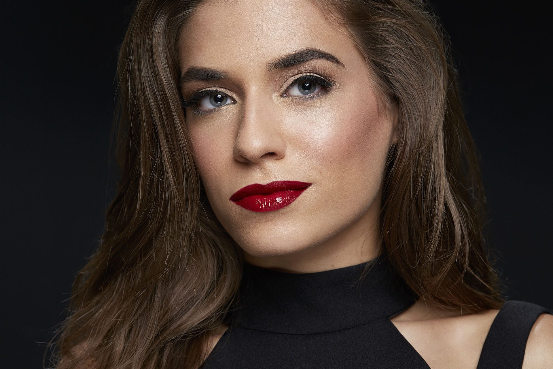 Photo by Eduardo Delfim / Ad Agency Zoly / Revlon Professional 2017